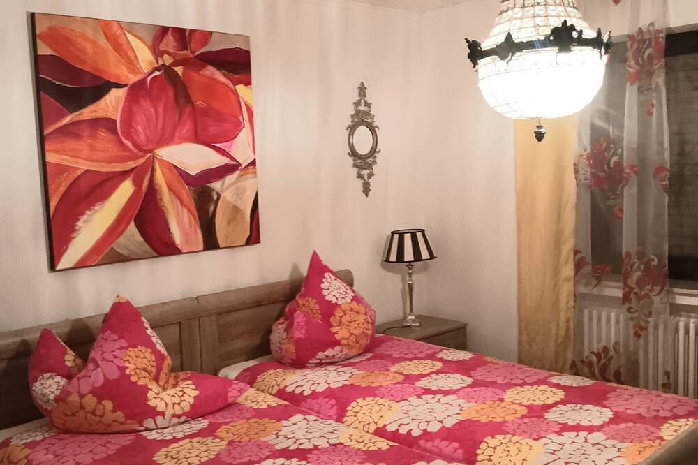 Apartment La-Suite Exclusive (160 qm)  Kostenloses Wlan privates whilpool in Sinzheim, Nordschwarzwald
