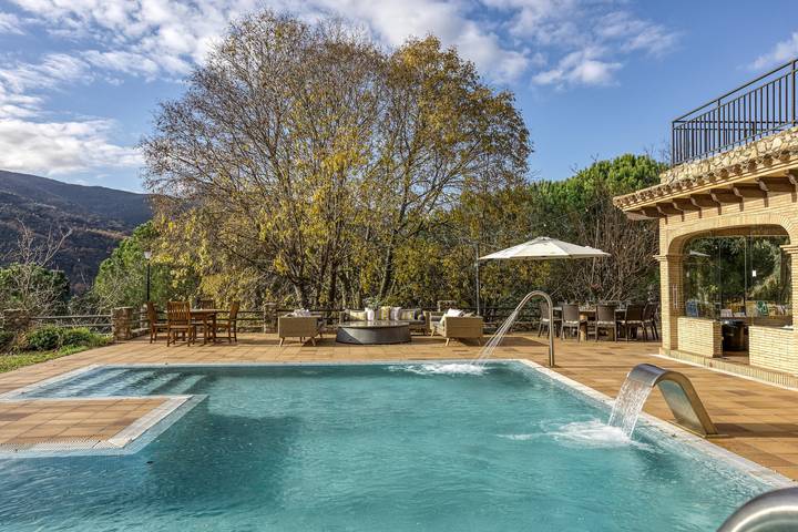 Chalet para 14 personas, con jardín y jacuzzi en Cataluña - 2