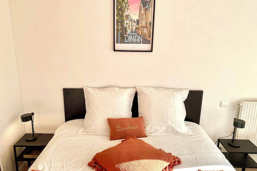 Entire apartment, Le Loft Lodge, bright flat 67m², calm, comfort, free parking,Dinan in Dinan, Dinan region