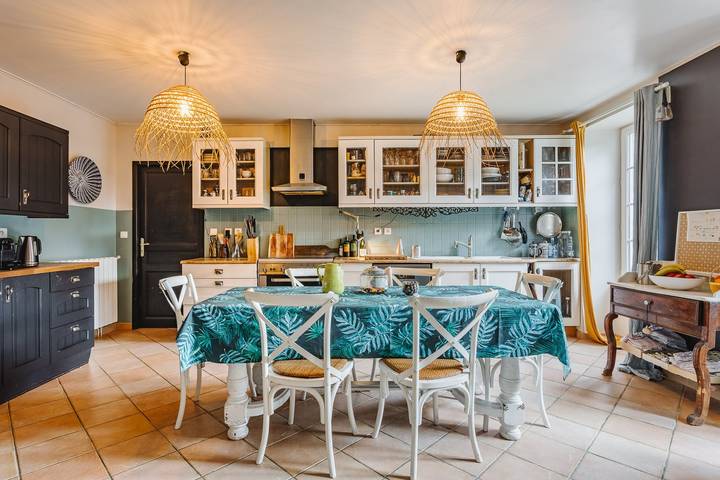 Gîte pour 6 personnes, avec terrasse et sauna ainsi que piscine et jardin à Landrais - 3