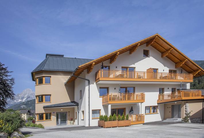 Hotel voor 4 personen, with Balkon and Tuin as well as Uitzicht in Hinterstoder