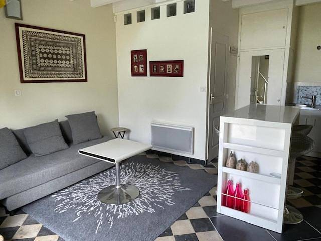 Gîte pour 2 personnes, avec piscine et jardin à Sainte-Terre - 2