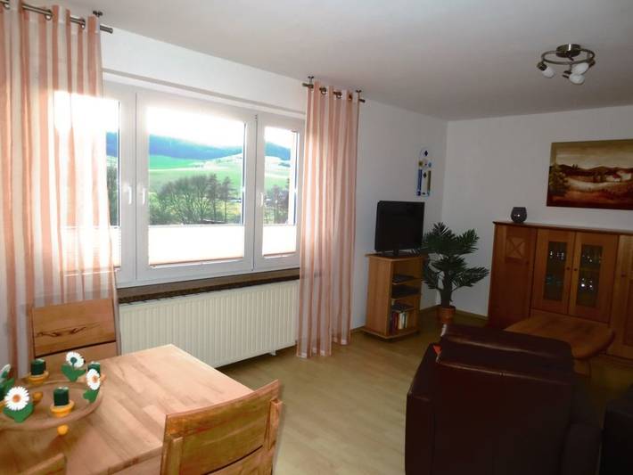 Ganze Ferienwohnung, Ferienhaus Beutnitz - Ferienhaus 90qm, 3 Schlafzimmer, max. 5 Personen in Golmsdorf, Saaleland