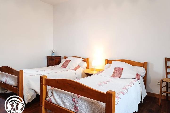 Location de vacances pour 6 personnes, avec jardin à Crégols - 3