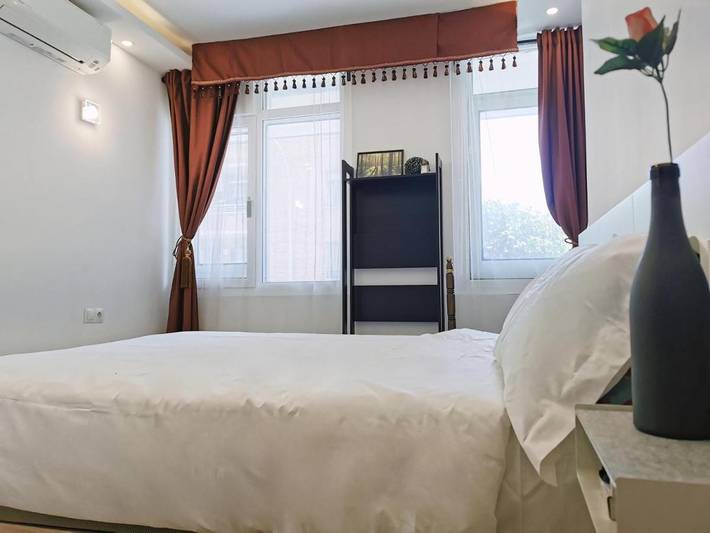 Casa de huéspuedes para 3 personas, con Terraza y Vistas en Badalona