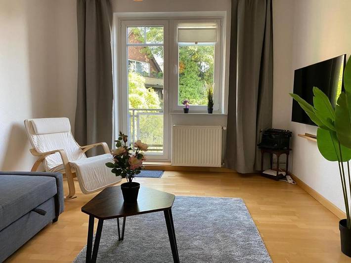 Ferienwohnung für 6 Personen, mit Balkon in Wedel