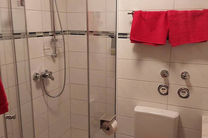 Ferienwohnung für 3 Personen, mit Balkon und Garten in Neckargemünd - 2