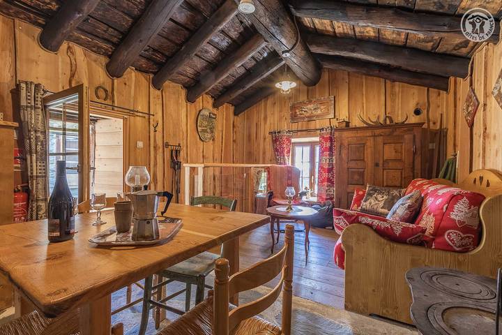 Chalet pour 4 personnes, avec terrasse en Savoie - 2