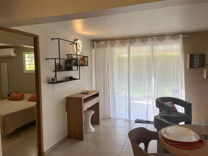 Gîte pour 2 personnes, avec jardin dans Anse Corps de Garde - 4