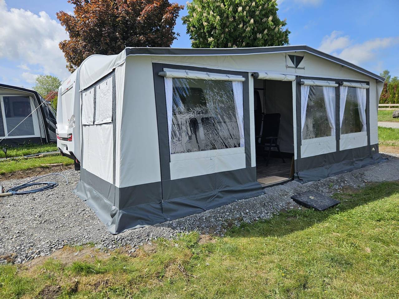 Mietwohnwagen Season Camper für max 4 Personen in Pfedelbach, Hohenlohe