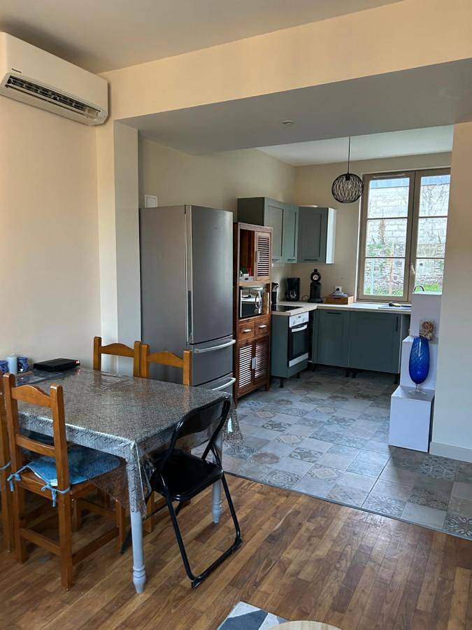 Gîte pour 6 personnes, avec terrasse à Châteauneuf-d'Ille-et-Vilaine - 4