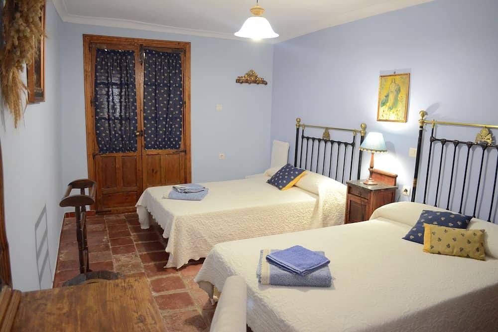 Landhaus La Pequena A und B von 15 Plätzen in Villaherreros, Palencia Provinz