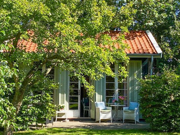 Landhaus für 2 Personen, mit Garten und Ausblick in Zeeland