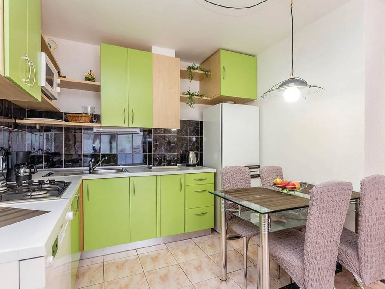 Ganze Wohnung, Apartments Paola - Studio Apartment with Terrace and Sea View in Cesarica, Naturpark Velebit