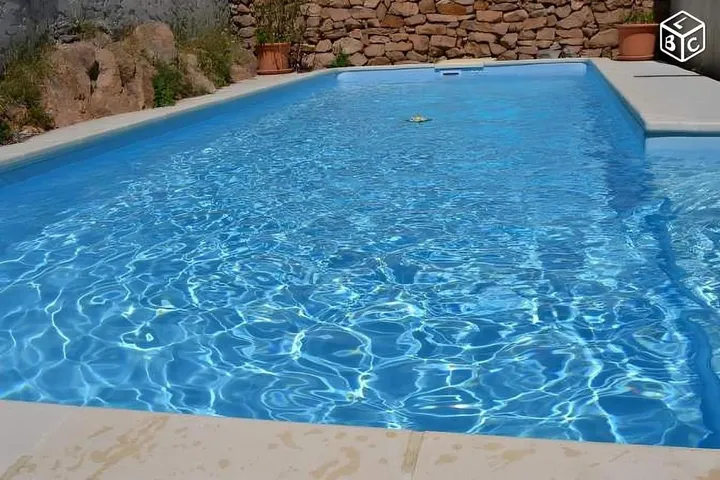 Apartamento de vacaciones para 3 personas, con jardín además de piscina y vistas, Se admiten mascotas - 1