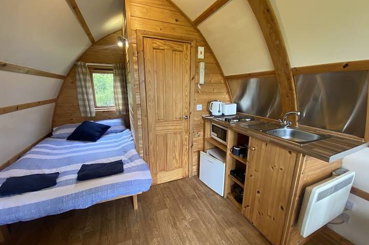 Secluded Cabin on the Banffshire Coast in Crovie, Aberdeenshire