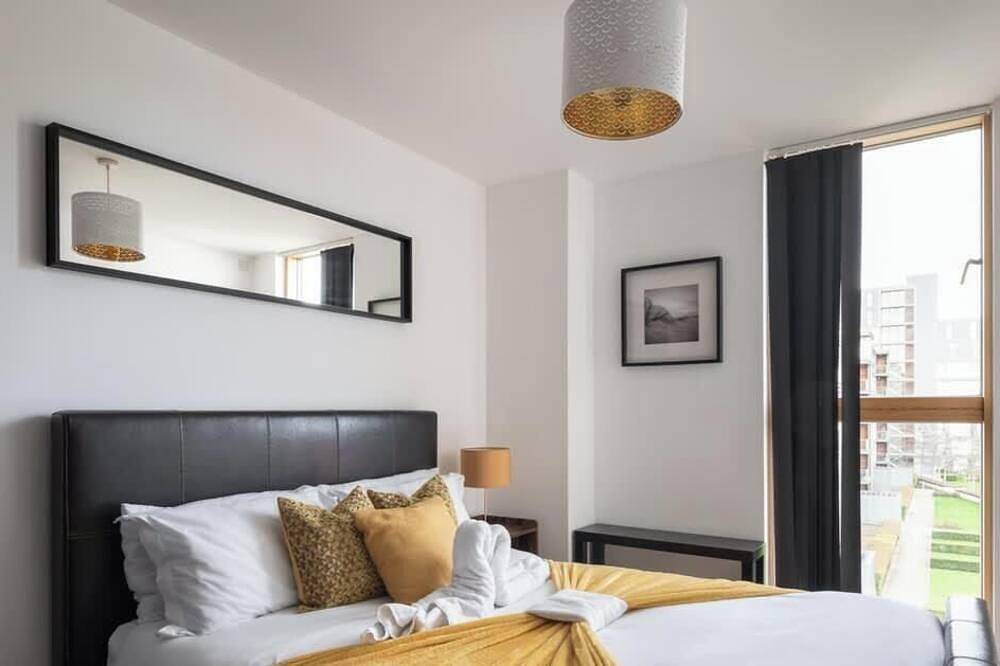 Ganze Wohnung, 2Bed, 2Bath | Walk to Shops & Food | Free Parking in Milton Keynes, Südostengland