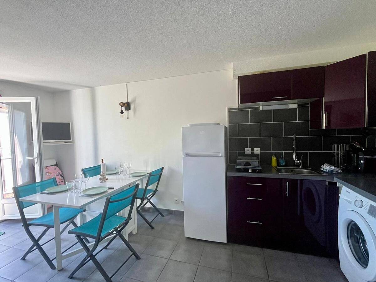 Appartement entier, Two-Bedroom House in L'Aiguillon-la-Presqu'île, Vendée