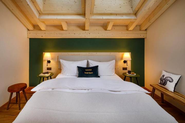 Hotel für 5 Personen, mit Balkon und Terrasse sowie Garten und Kinderpool in Klosters-Serneus