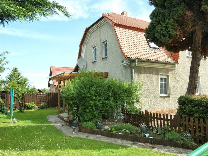 Ferienwohnung für 5 Personen, mit Terrasse und Garten, kinderfreundlich in Kolkwitz
