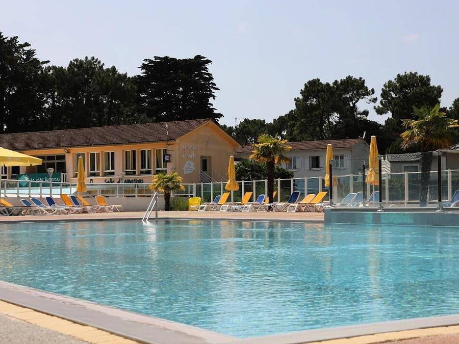 Camping pour 6 Personnes dans La Tranche-sur-Mer, Vendée