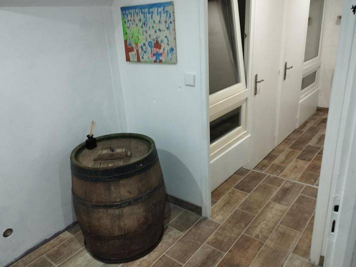 Gîte pour 5 personnes, avec terrasse ainsi que vue et piscine, animaux acceptés à Orchamps-Vennes - 2