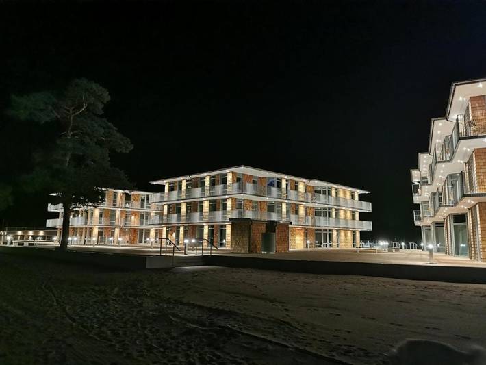 Lägenhet för 5 Personer, med Balkong samt Terass och Pool och Bastu i Åhus