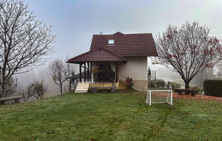 Ferienhaus für 6 Personen, mit Terrasse und Garten