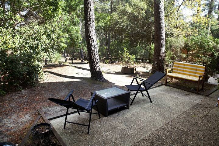 Gîte pour 5 personnes, avec jardin et terrasse, animaux acceptés dans Golf de la Méjanne - 2