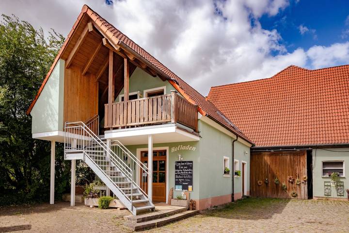 Ferienhaus für 4 Personen, mit Balkon und Balkon/Terrasse sowie Garten in Fränkisches Seenland
