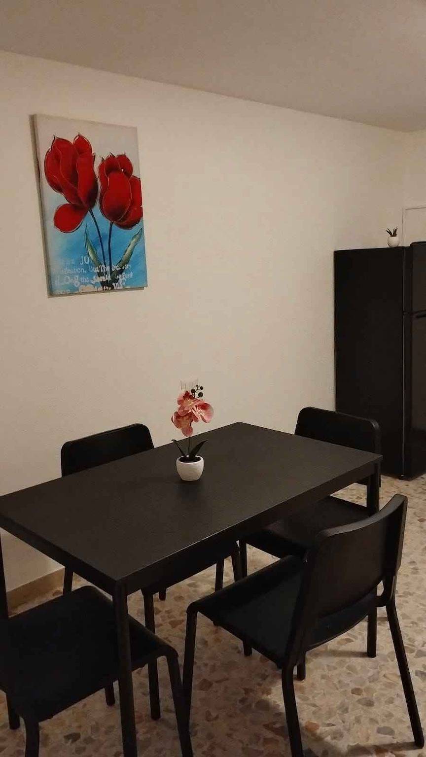 Entire holiday apartment, Holiday apartment with air conditioning, right in the centre and by the sea  in Giulianova, Giulianova (Municipality)