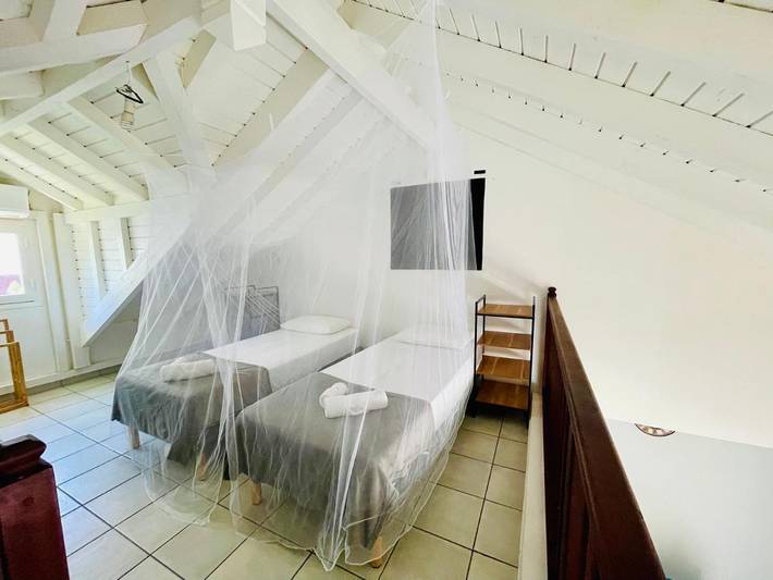 Gîte pour 4 personnes, avec balcon dans Plage de Petit-Havre - 3