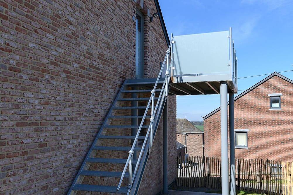 Ganze Wohnung, Schönes Ferienhaus für 5 Personen komplett renoviert in Nassogne, Luxemburg Provinz