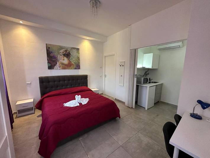 B&b voor 2 personen, with Terras and Tuin as well as Kinderzwembad and Zwembad in Caprino Veronese
