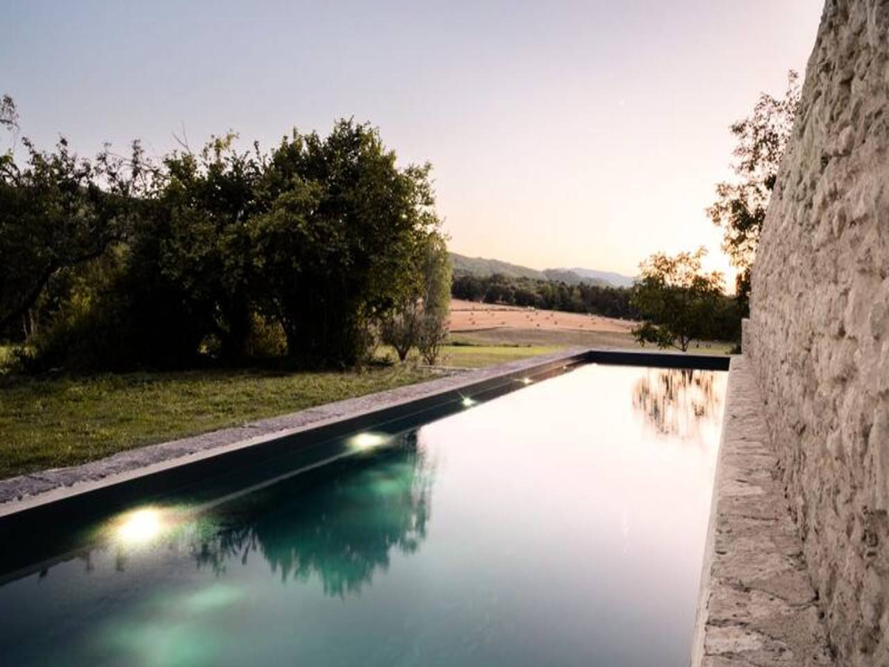 Ganze Wohnung, Wohnung in Reillanne mit Whirlpool in Reillanne, Regionaler Naturpark Luberon