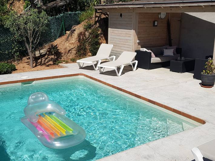 Casa rural para 7 personas, con Terraza además de Jardín y Piscina en Sant Feliu de Guíxols