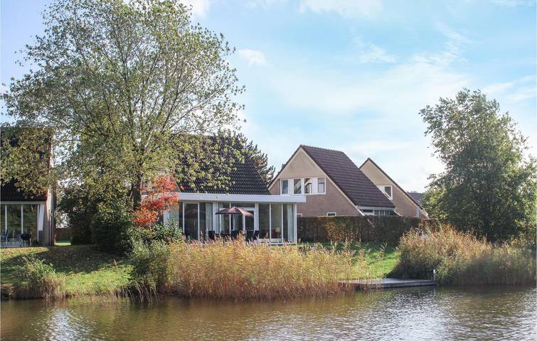 Ferienhaus für 8 Personen mit Terrasse in Vlagtwedde, Groningen und Umgebung