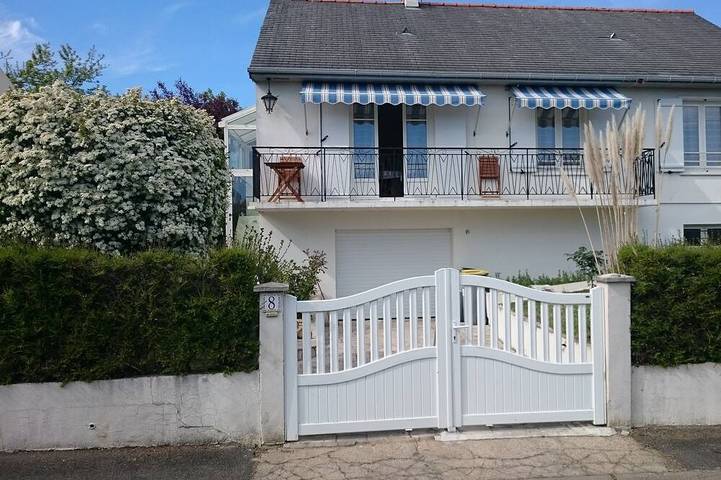 Location de vacances pour 4 personnes, avec Balcon et Jardin à Luynes