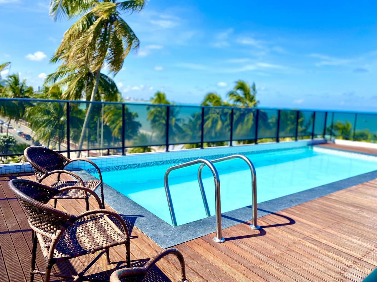 Geheel appartement, Vakantieappartement voor 3 personen met balkon in Cabo Branco, João Pessoa (gemeente)