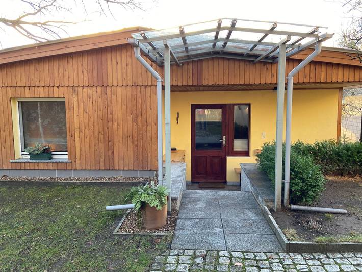Ferienwohnung für 3 Personen, mit Terrasse und Garten in Bad Saarow