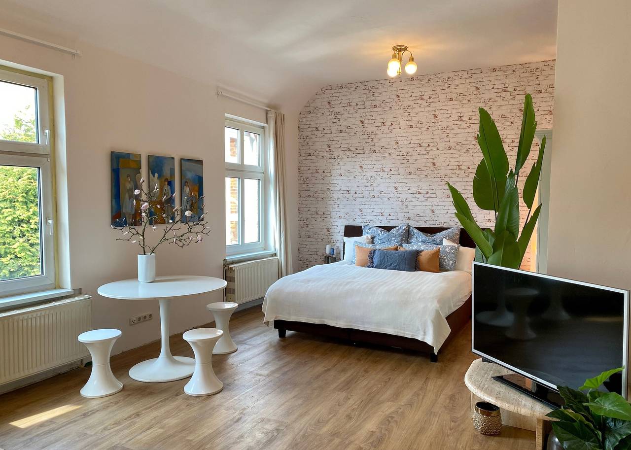 Ganze Ferienwohnung, Schöner schlafen im nächsten Unesco Welterbe-Sauna in Ludwigslust, Mecklenburgisches Elbetal