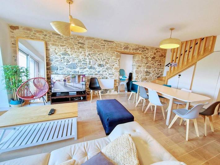 Gîte pour 9 personnes, avec jardin et terrasse à Les Châtelliers-Châteaumur - 2