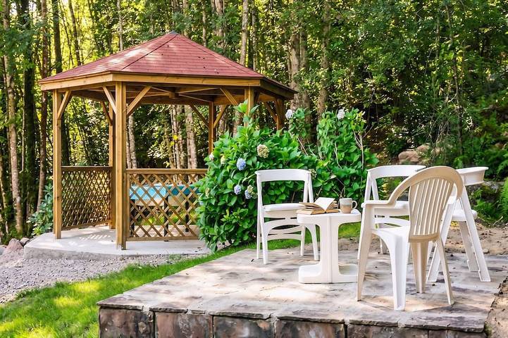 Location de vacances pour 10 personnes, avec Jacuzzi et Terrasse ainsi que Jardin et Sauna dans Amage