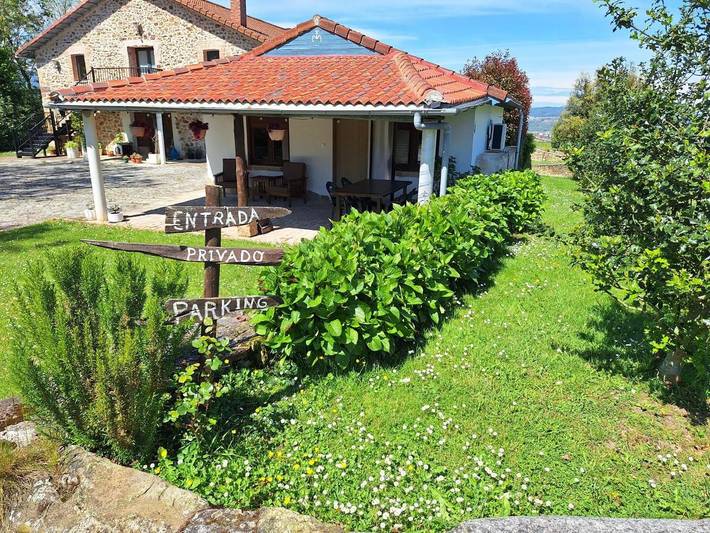 Casa rural para 7 personas, con terraza y jardín en Besaya - 2