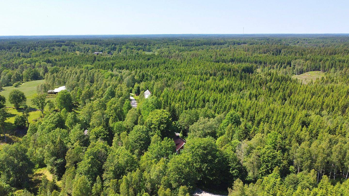 Torsholma Skolhus – Historic Schoolhouse with Sauna & Fireplace in Småland in Kronobergs