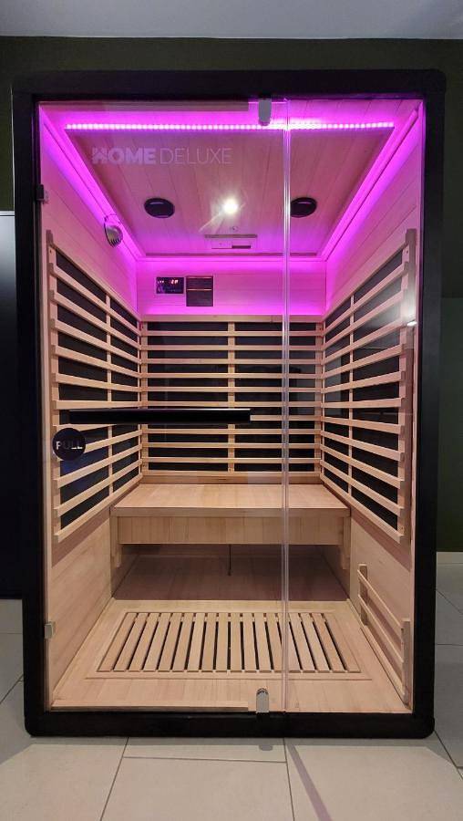 Maison de vacances pour 4 personnes, avec jacuzzi ainsi que sauna et jardin