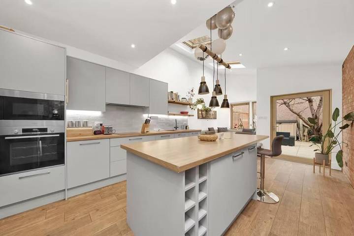 Casa de huéspuedes para 5 personas, con jardín en Londres