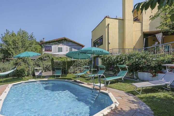 Ferienhaus für 8 Personen, mit Garten und Pool in San Vivaldo