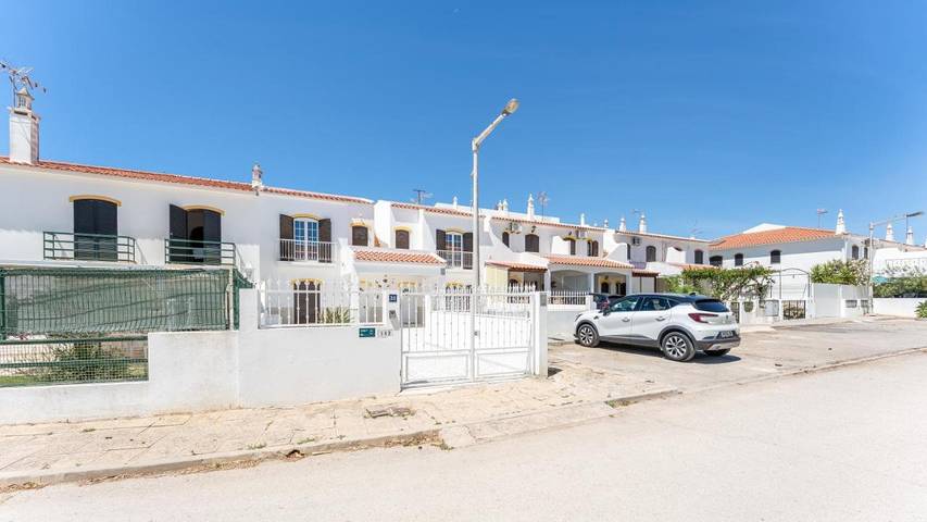 Apartamento de férias para 4 pessoas, com terraço e vista em Praia Verde