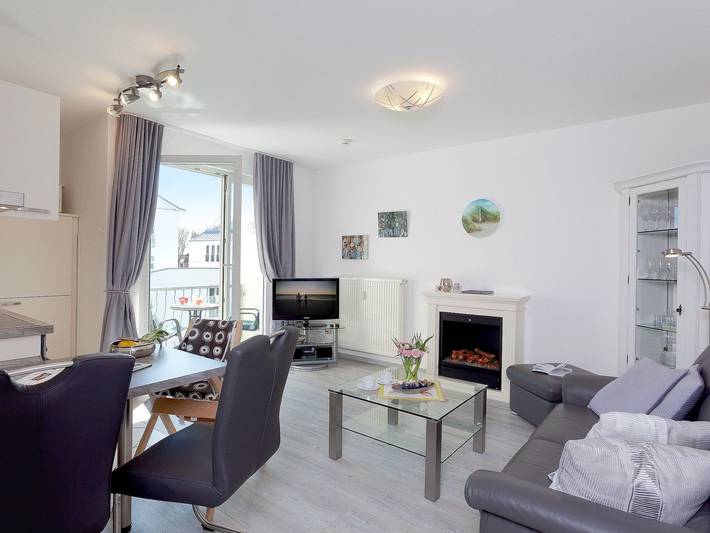 Ferienwohnung für 2 Personen, mit Balkon und Whirlpool sowie Sauna in Ahlbeck